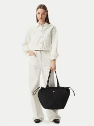 Tommy Jeans Torebka Tjw Ess Daily Tote AW0AW18771 Czarny. Czarne torebki klasyczne damskie Tommy Jeans, z jeansu, bez dodatków. Za 329.99 zł.