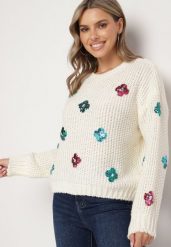Jasnobeżowy Sweter z Tłoczonej Dzianiny z Wiskozą Zdobiony Cekinowymi Kwiatami Edamara. Brązowe swetry klasyczne damskie Born2be, l, z dzianiny, bez kołnierzyka. Za 89.99 zł.