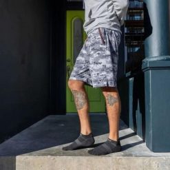 Skarpetki Injinji Lightweight No-Show. Czarne skarpetki damskie Injinji, bez wzorów. Za 132.00 zł.