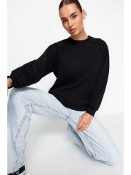 Trendyol Bluza w kolorze czarnym rozmiar: L. Czarne bluzy damskie Trendyol, l, bez wzorów, bez kaptura. Za 78.99 zł.