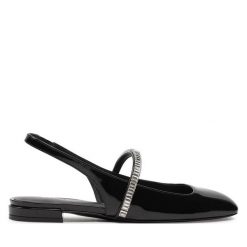 Sandały Stuart Weitzman. Czarne sandały damskie Stuart Weitzman, bez wzorów, bez obcasa, na płaskiej podeszwie, bez zapięcia. Za 1,339.00 zł.