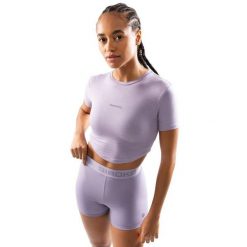 Damska koszulka treningowa crop top z krótkim rękawem Fitness Siroko Harmony. Fioletowe koszulki damskie SIROKO, xs, bez wzorów, z tkaniny, bez ramiączek, na fitness i siłownię. Za 127.00 zł.