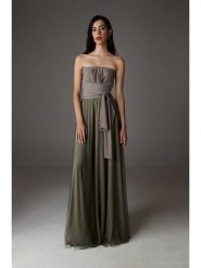 Ceylan Sukienka w kolorze szarobrązowym rozmiar: 34-44. Brązowe sukienki damskie Ceylan, bez wzorów, z tiulu, bez ramiączek. Za 166.88 zł.