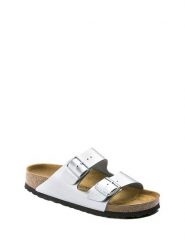 Birkenstock Klapki "Arizona" w kolorze srebrnym rozmiar: 39. Szare klapki damskie Birkenstock, bez wzorów, z otwartym noskiem, bez obcasa, bez zapięcia. Za 382.45 zł.