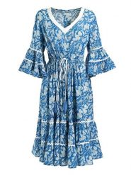 BLE Sukienka w kolorze niebieskim rozmiar: onesize. Niebieskie sukienki damskie BLE, bez wzorów, z bawełny, bez ramiączek. Za 118.56 zł.