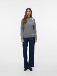 Vero Moda Sweter w kolorze szarym rozmiar: XS. Szare swetry klasyczne damskie Vero Moda, s, z materiału, bez kołnierzyka. Za 108.99 zł.