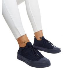 Granatowe lekkie trampki sportowe Senaida niebieskie. Niebieskie trampki damskie w ażurowe wzory, bez zapięcia. Za 78.15 zł.