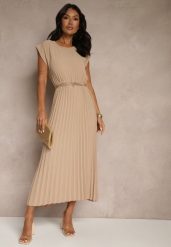 Beżowa Sukienka Ozdobiona Plisami Mavellea. Brązowe sukienki damskie Renee, bez wzorów, eleganckie, bez ramiączek. W wyprzedaży za 67.99 zł.