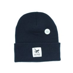 Czapka beanie unisex dla dorosłych z recyklingu – jeden rozmiar – (granatowa). Niebieskie czapki z daszkiem damskie SURF MONKEY, na zimę, bez wzorów, z materiału. Za 119.95 zł.