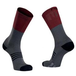 Skarpetki Northwave Extreme Pro High. Szare skarpetki damskie Northwave, bez wzorów. Za 153.50 zł.