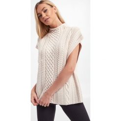 Sweter wełniany JOOP!. Swetry klasyczne damskie Joop!, z wełny, bez kołnierzyka. W wyprzedaży za 528.57 zł.