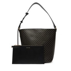 Torebka Calvin Klein. Czarne torebki klasyczne damskie Calvin Klein, bez dodatków. Za 529.99 zł.