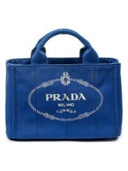 PRADA Torebka w kolorze niebieskim - 28 x 18 x 15 cm rozmiar: onesize. Niebieskie torebki klasyczne damskie Prada, z materiału, bez dodatków. Za 2,645.13 zł.