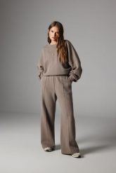 SPODNIE ANDREA TAUPE M - Flawless. Spodnie dresowe damskie Flawless, m, bez wzorów, z bawełny. Za 379.00 zł.