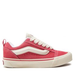 Tenisówki Vans. Czerwone trampki damskie Vans, bez wzorów, bez zapięcia. Za 229.99 zł.