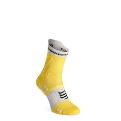 Skarpety biegowe Compressport Pro Racing Socks v4.0 Trail. Żółte skarpetki damskie Compressport, bez wzorów. Za 74.99 zł.