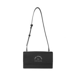 Torebka KARL LAGERFELD. Czarne torebki klasyczne damskie KARL LAGERFELD, bez dodatków. Za 549.99 zł.