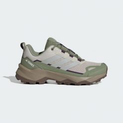 Damskie buty trekkingowe adidas Terrex Skychaser AX5. Brązowe obuwie trekkingowe damskie Adidas, bez zapięcia. Za 439.00 zł.