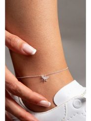 Heliophilia Srebrna bransoletka z elementem ozdobnym na kostkę rozmiar: onesize. Szare bransoletki damskie Heliophilia, srebrne. Za 48.95 zł.