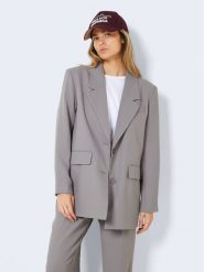 Noisy May Marynarka Milla 27023367 Szary Oversize. Szare marynarki i żakiety damskie Noisy may, xs, bez wzorów, z syntetyku. Za 279.99 zł.