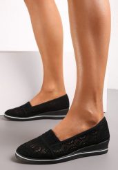 Czarne Tenisówki z Ażurowej Siateczki na Niskiej Koturnie Nerurae. Czarne obuwie sportowe damskie Renee, na lato, bez zapięcia, tenisowe. Za 39.99 zł.