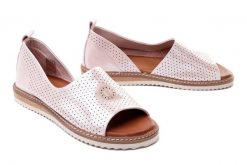 ARTIKER RELAKS 44C0687 złoty, sandały damskie. Żółte sandały damskie Artiker Relaks, bez wzorów, ze skóry, bez obcasa, bez zapięcia. Za 259.90 zł.