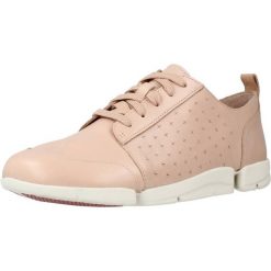 Buty CLARKS TriAmelia Edge Rose. Czerwone obuwie trekkingowe damskie Clarks, ze skóry, bez zapięcia. Za 236.99 zł.
