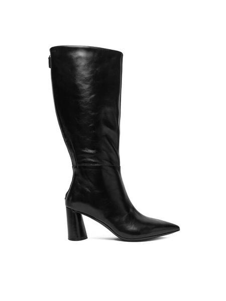 BOSS Kozaki Gracey 50552785 Czarny. Czarne kozaki damskie Boss, ze skóry, bez obcasa, na słupku, bez zapięcia. Za 899.99 zł.