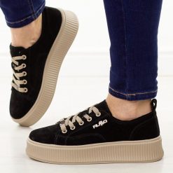 Czarne skórzane półbuty damskie Filippo Dp6122/26. Czarne półbuty damskie Filippo, na jesień, bez wzorów, ze skóry, z okrągłym noskiem, bez obcasa, na platformie, bez zapięcia. Za 239.00 zł.