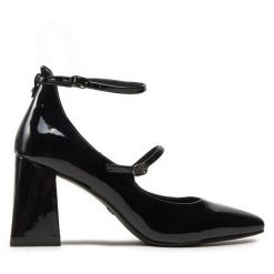 Czółenka Tamaris. Czarne czółenka damskie Tamaris, bez wzorów, bez obcasa. Za 229.99 zł.