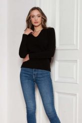 Sweter w Serek z Dzianiny w Prążek - Czarny. Czarne swetry klasyczne damskie Lanti, l, z dzianiny, bez kołnierzyka. Za 229.90 zł.
