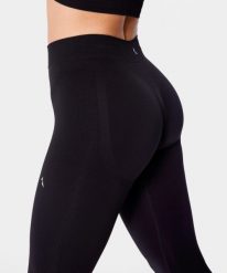 Legginsy bezszwowe z push-up dla kobiet na siłownię Carpatree Eris. Niebieskie legginsy damskie Carpatree, xs, bez wzorów, z dzianiny. Za 175.99 zł.