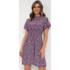 Czarno-Różowa Sukienka Aesampos. Czarne sukienki damskie Born2be, bez wzorów, bez ramiączek. Za 59.99 zł.