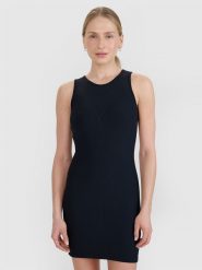 4F Sukienka mini z prążkowanej dzianiny damska - czarna XL. Czarne sukienki damskie 4F, bez wzorów, z dzianiny, eleganckie, bez ramiączek. Za 129.99 zł.