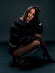 Rajstopy - czarny. Czarne rajstopy Sinsay, bez wzorów. Za 12.99 zł.