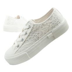 Buty sportowe trampki damskie Lee Isla. Białe trampki damskie Lee, bez wzorów, z materiału, bez zapięcia. Za 134.99 zł.