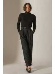 Perfect Cashmere Kaszmirowy golf w kolorze czarnym rozmiar: M. Czarne golfy damskie Perfect Cashmere, m, bez wzorów, z kaszmiru, bez ramiączek. Za 478.99 zł.