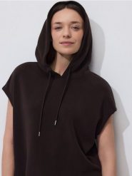 Bluza bez rękawów - ciemnobrązowy. Brązowe bluzy damskie Reserved, l, bez wzorów, z dzianiny, bez kaptura. Za 129.99 zł.