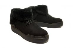 BIG STAR GG274990 czarny, botki damskie. Czarne botki damskie Big Star, na zimę, retro, bez obcasa, bez zapięcia. Za 279.90 zł.