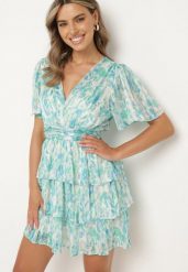 Zielono-Niebieska Sukienka z Gumką w Pasie i Dekoltem w Serek z Falbankami Zdobiona Metaliczną Nicią Wralea. Zielone sukienki damskie Born2be, z aplikacjami, bez ramiączek. Za 69.99 zł.