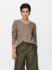 ONLY Sweter "Camilla" w kolorze brązowym rozmiar: M. Brązowe swetry klasyczne damskie Only, m, ze splotem, bez kołnierzyka. Za 118.84 zł.