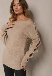 Jasnobeżowy Elegancki Sweter z Dekoltem w Łódkę Zdobiony Guzikami i Wycięciami na Rękawach Dorida. Brązowe swetry klasyczne damskie Renee, m, z jeansu, bez kołnierzyka. Za 99.99 zł.