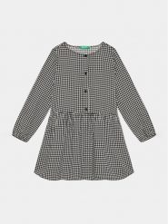 United Colors Of Benetton Sukienka codzienna 4XQNCV01F Czarny Regular Fit. Czarne sukienki dziewczęce United Colors Of Benetton, bez wzorów, z wiskozy, bez ramiączek, proste. Za 139.99 zł.