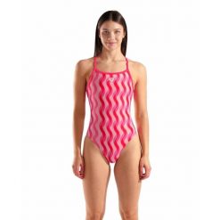 Strój Kąpielowy Damski Arena Ripple Print Swimsuit. Czerwone stroje jednoczęściowe Arena, bez wzorów. Za 259.99 zł.