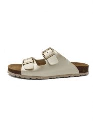 Billowy Klapki w kolorze złotym rozmiar: 41. Żółte klapki damskie Billowy, bez wzorów, z otwartym noskiem, bez obcasa, bez zapięcia. Za 61.02 zł.