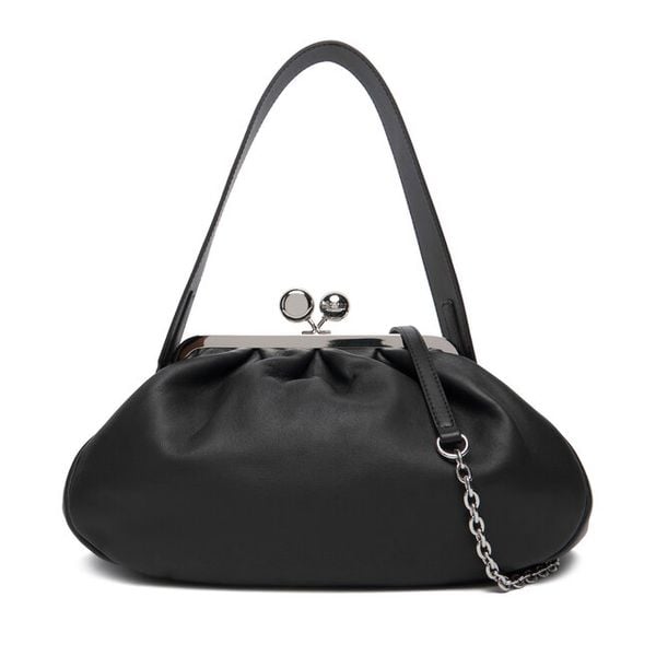 Torebka Weekend Max Mara. Niebieskie torebki wieczorowe damskie Weekend Max Mara, bez wzorów, bez dodatków. Za 1,839.00 zł.