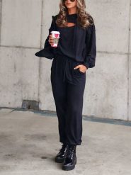 Milan Kiss 2-częściowy zestaw w kolorze czarnym rozmiar: M. Czarne spodnie materiałowe damskie Milan Kiss, bez wzorów, z materiału. Za 261.05 zł.