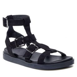 Sandały Jenny Fairy. Czarne sandały damskie Jenny Fairy, bez wzorów, bez obcasa, na płaskiej podeszwie, bez zapięcia. Za 139.99 zł.