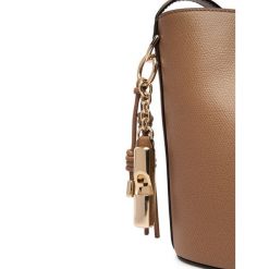 Torebka Furla. Brązowe listonoszki damskie Furla, bez wzorów, bez dodatków. Za 1,039.00 zł.