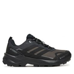 Trekkingi adidas. Szare obuwie trekkingowe damskie Adidas, z gore-texu, bez zapięcia. Za 449.99 zł.